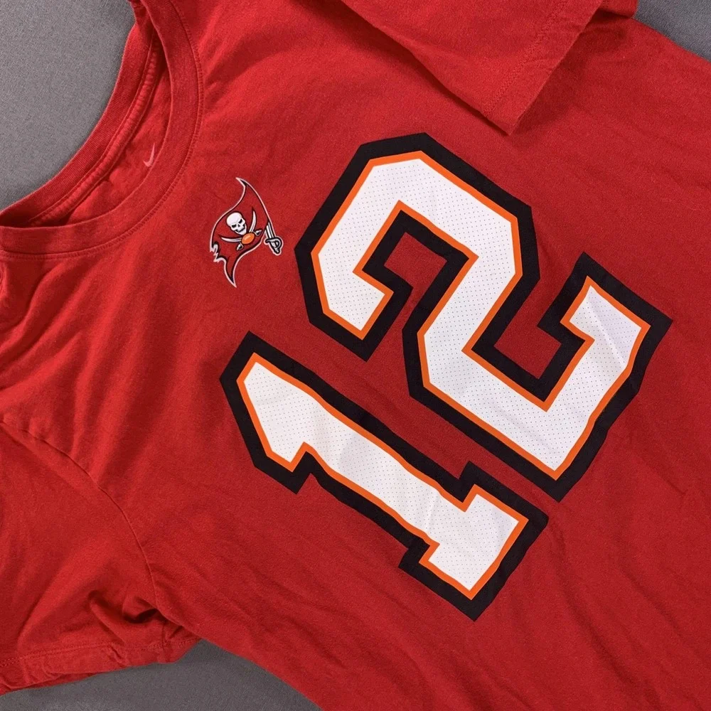 Tampa Bay Buccaneers Shirt Mens Large Red NFL Football Nike‎ Brady 12 Jersey